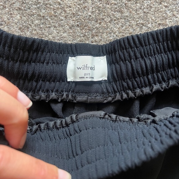 Wilfred Black High Waist Women Shorts - Picture 2 of 9